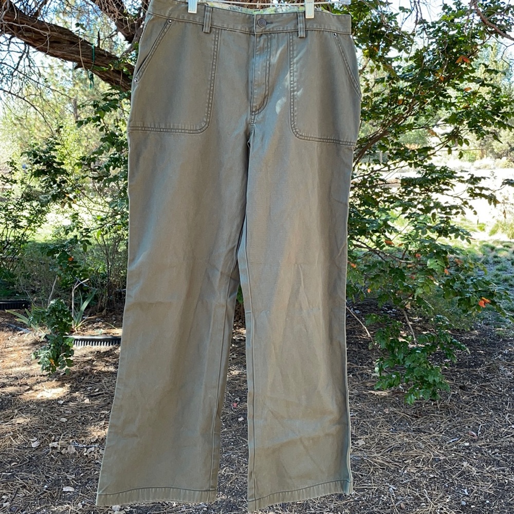 Women’s Patagonia 109% cotton pants size 14